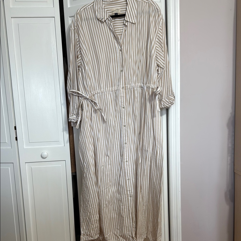 Universal Thread Striped Maxi Dress - Cream and White